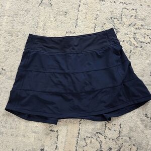 Lululemon Mid-Rise Skirt Size 6